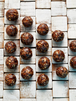 JAN C. BRETTSCHNEIDER