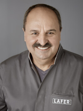 JAN C. BRETTSCHNEIDER